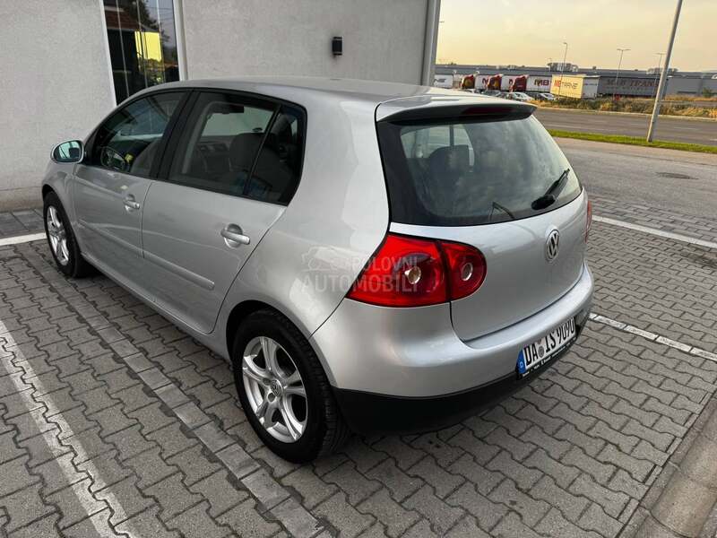 Volkswagen Golf 5 