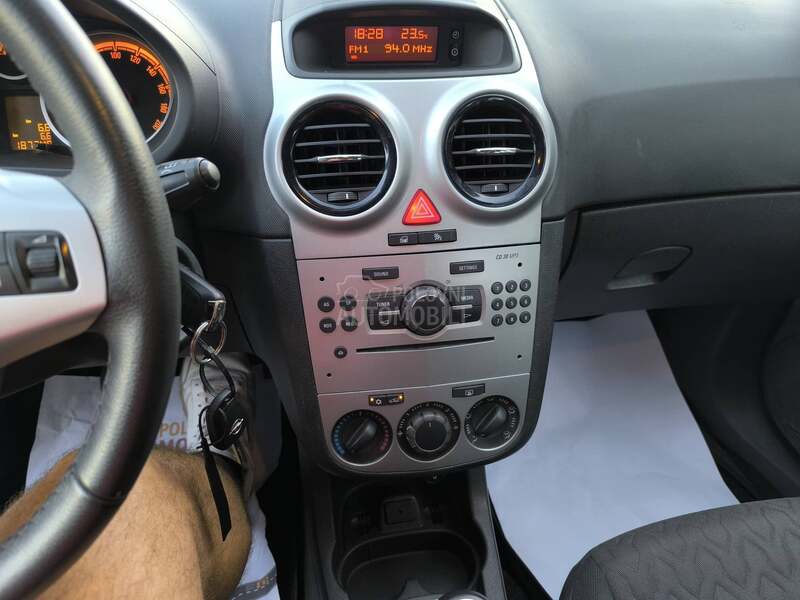 Opel Corsa D Nov Nov