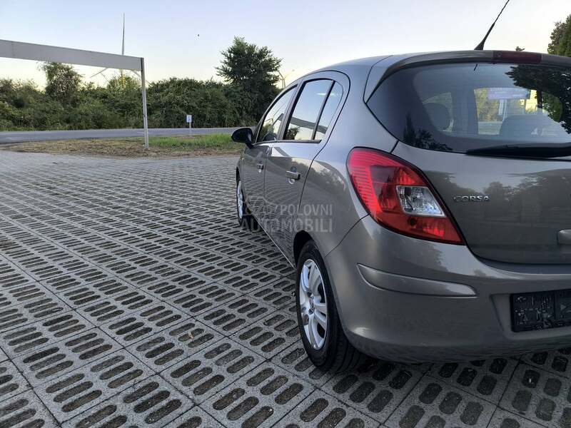 Opel Corsa D Nov Nov