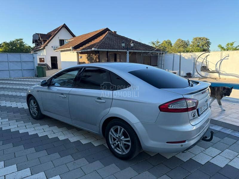 Ford Mondeo 
