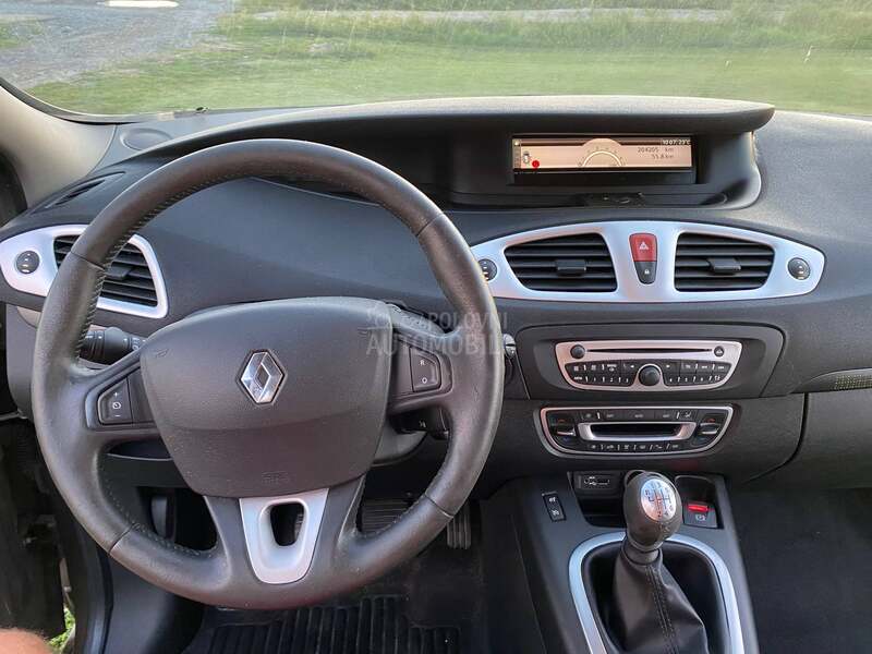 Renault Grand Scenic 1,6 / 16v 7sed
