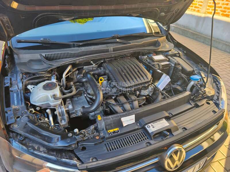 Volkswagen Polo 1.0 Kupljen u SR