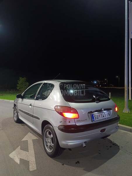 Peugeot 206 1.1