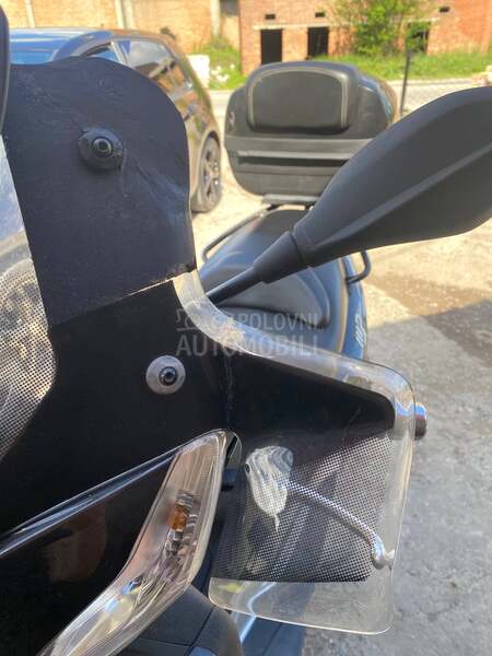 Piaggio MP3 300 yrban