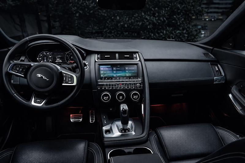 Jaguar E-Pace R-DYNAMIC