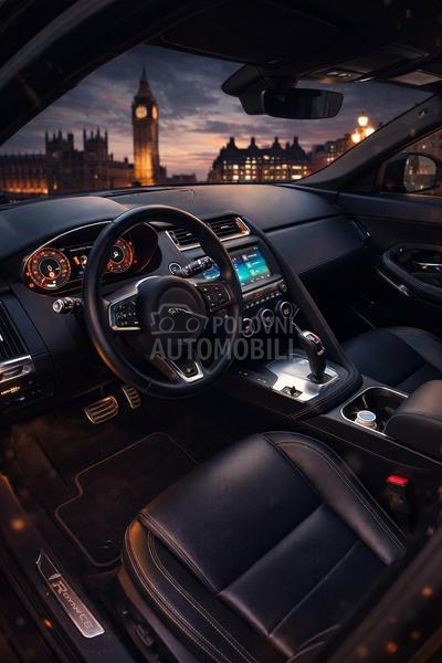 Jaguar E-Pace R-DYNAMIC