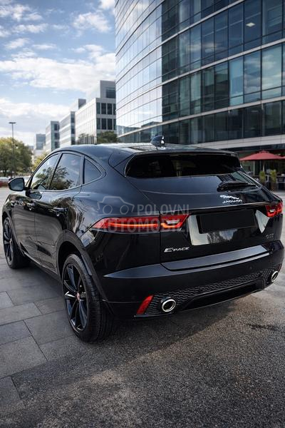 Jaguar E-Pace R-DYNAMIC