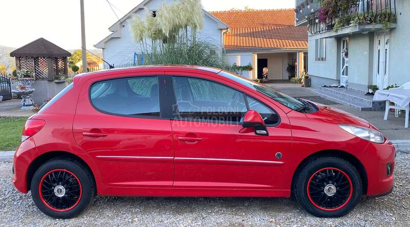 Peugeot 207 1.6 hdi Restyling