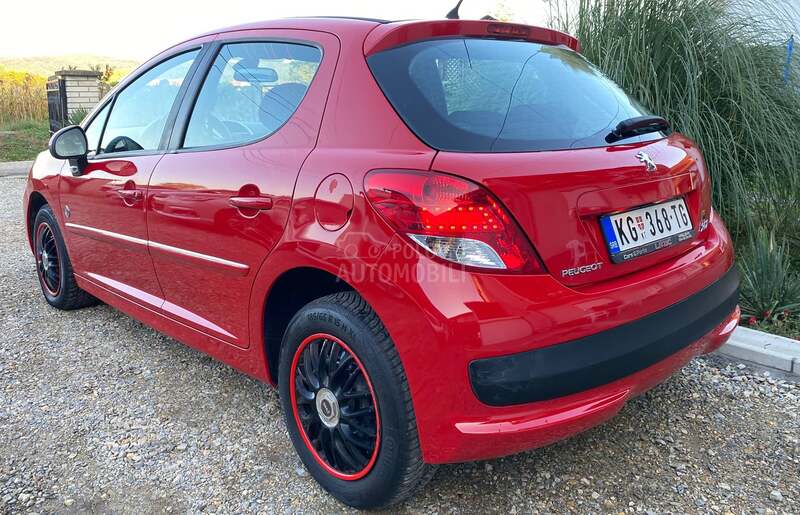 Peugeot 207 1.6 hdi Restyling