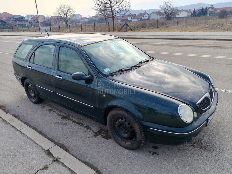 Lancia Lybra 