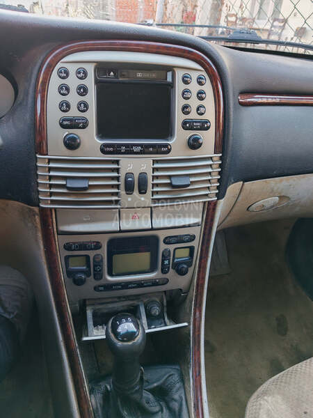 Lancia Lybra 