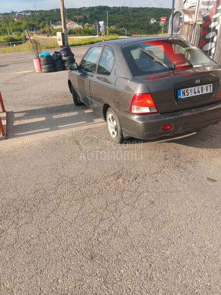 Hyundai Accent 