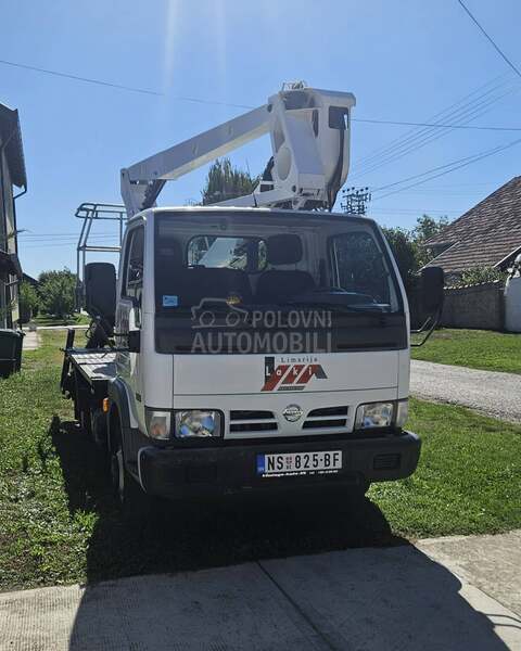 Nissan Cabstar