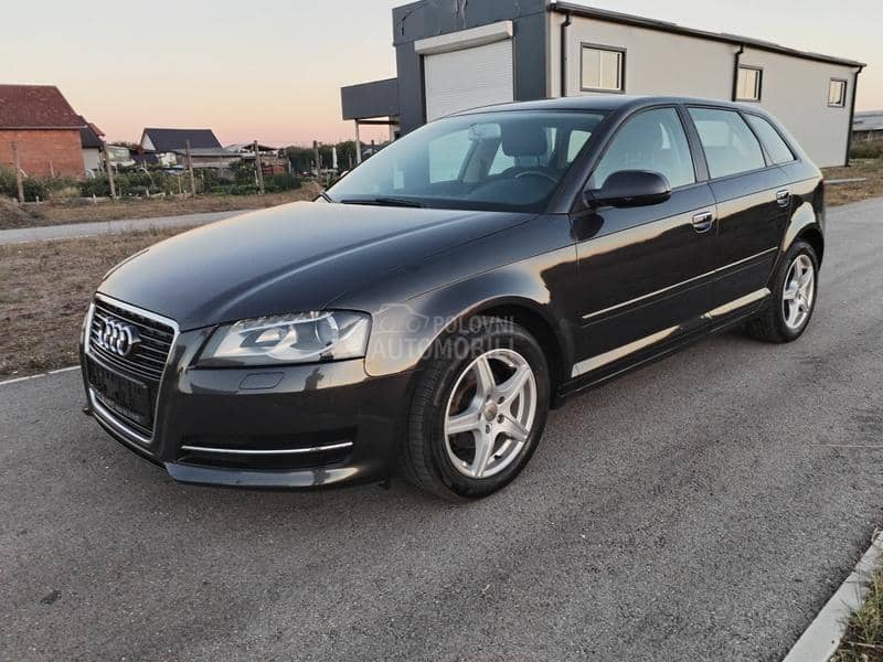 Audi A3 1.6 TDI DIODA XSENON Audi A3 1.6 TDI DIODA XSENON