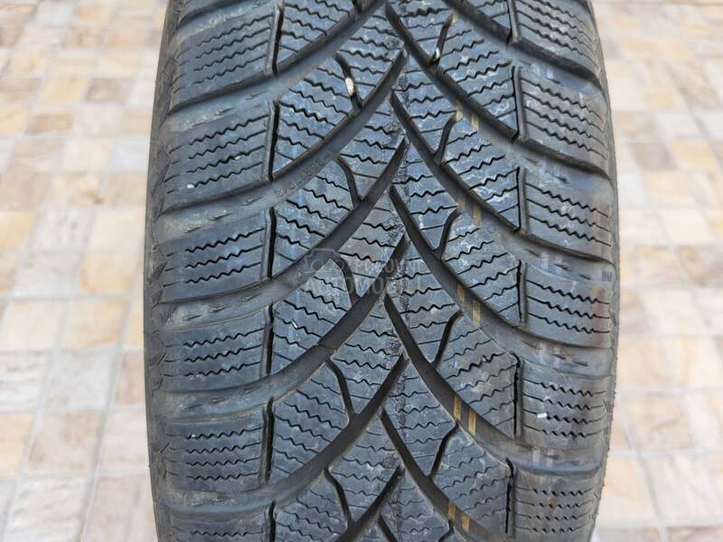 Semperit 185/65 R15 Zimska