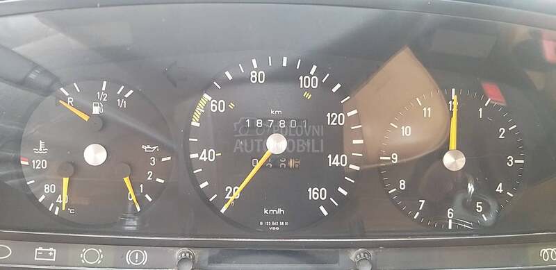 Mercedes Benz W123 240 D