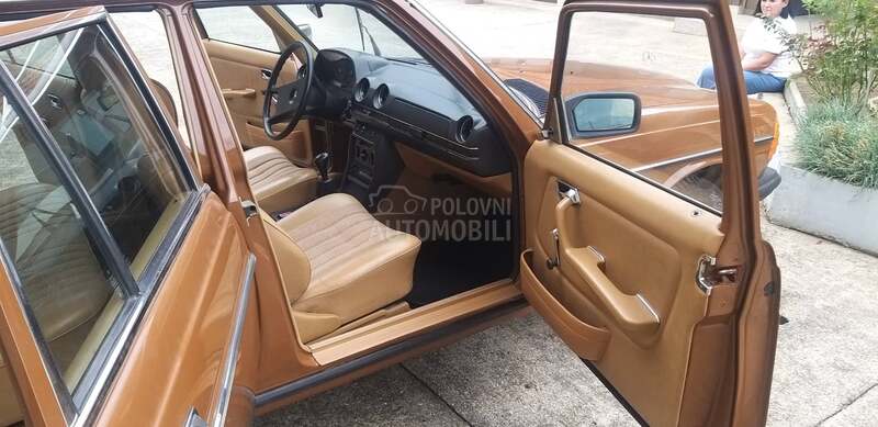 Mercedes Benz W123 240 D