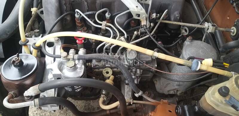 Mercedes Benz W123 240 D