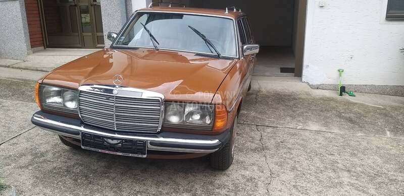 Mercedes Benz W123 240 D