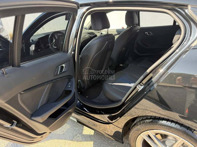 BMW 116 116I HATCH