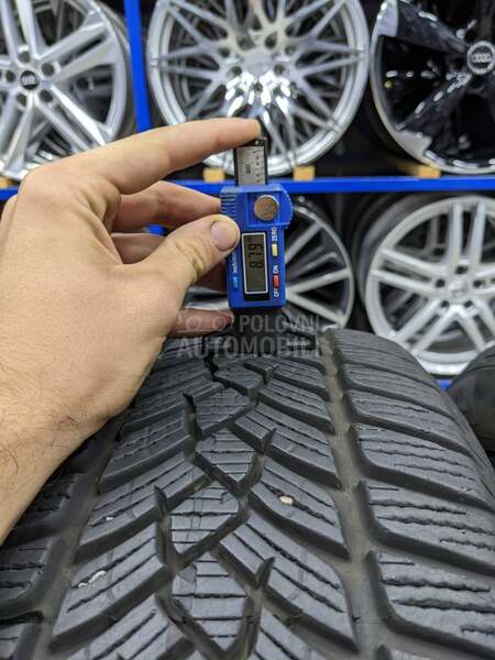 Fulda 225/55 R17 Zimska