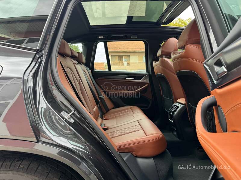 BMW X3 M40i