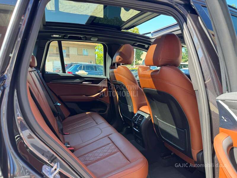 BMW X3 M40i