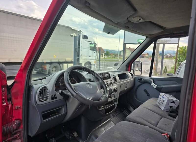 Mercedes Benz SPRINTER