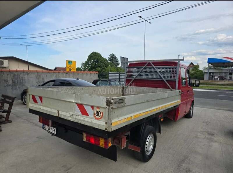 Mercedes Benz SPRINTER
