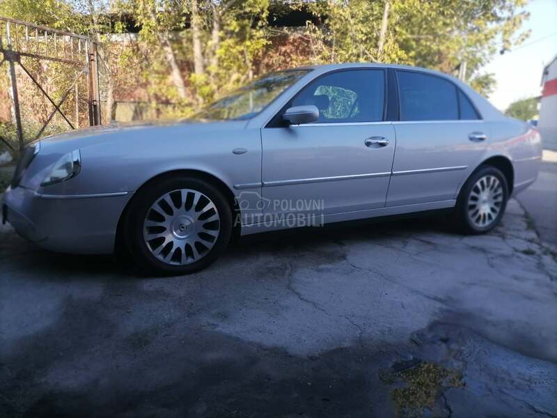 Lancia Thesis 2.4 jtd