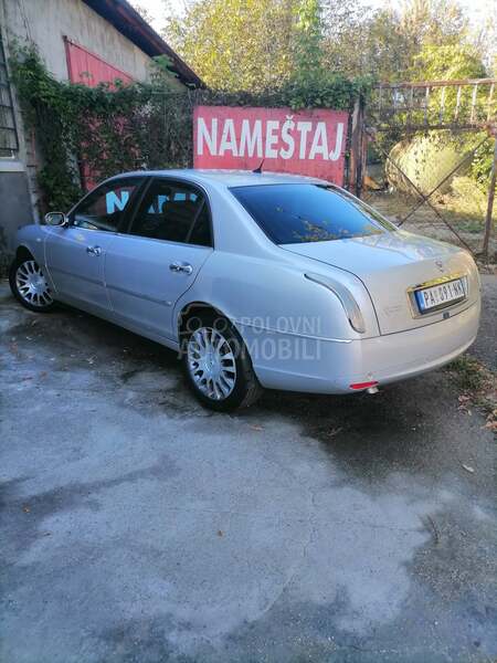 Lancia Thesis 2.4 jtd