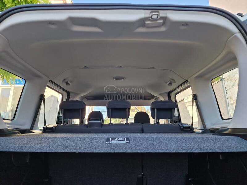 Opel Combo 1.4T cng 62000k