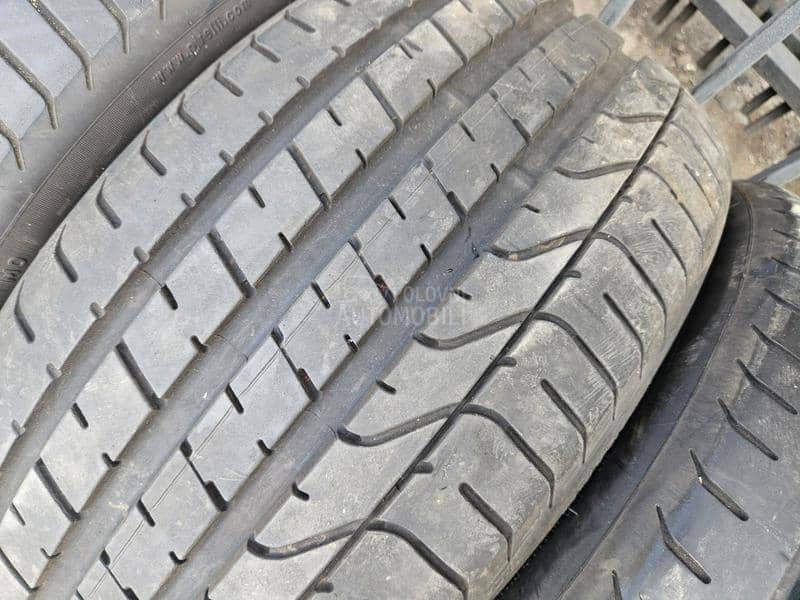 Pirelli 245/35 R19 Letnja