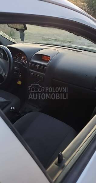 Opel Astra G 2.0