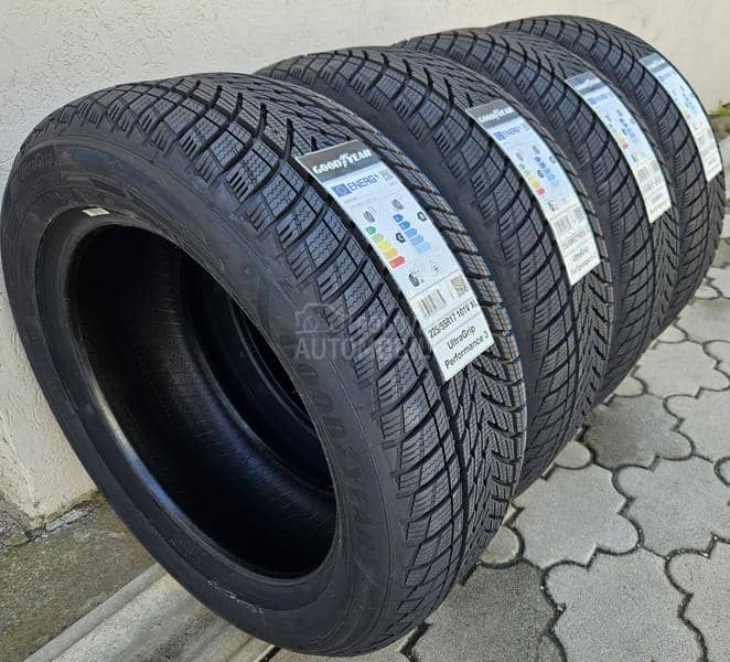 Goodyear 225/55 R17 Zimska
