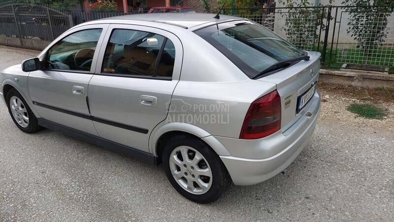 Opel Astra G 1.6 8v