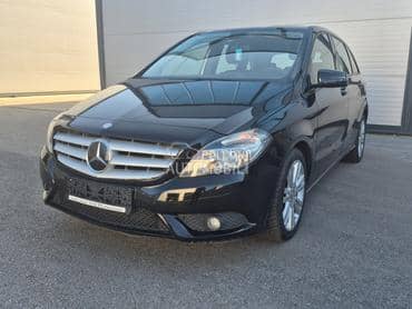 Mercedes Benz B 180 