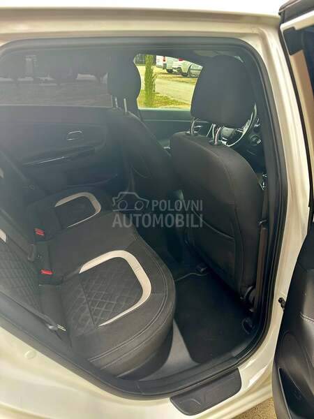 Kia cee`d sw 1.6 DCT GT line CH