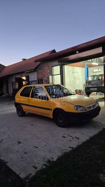 Citroen Saxo 