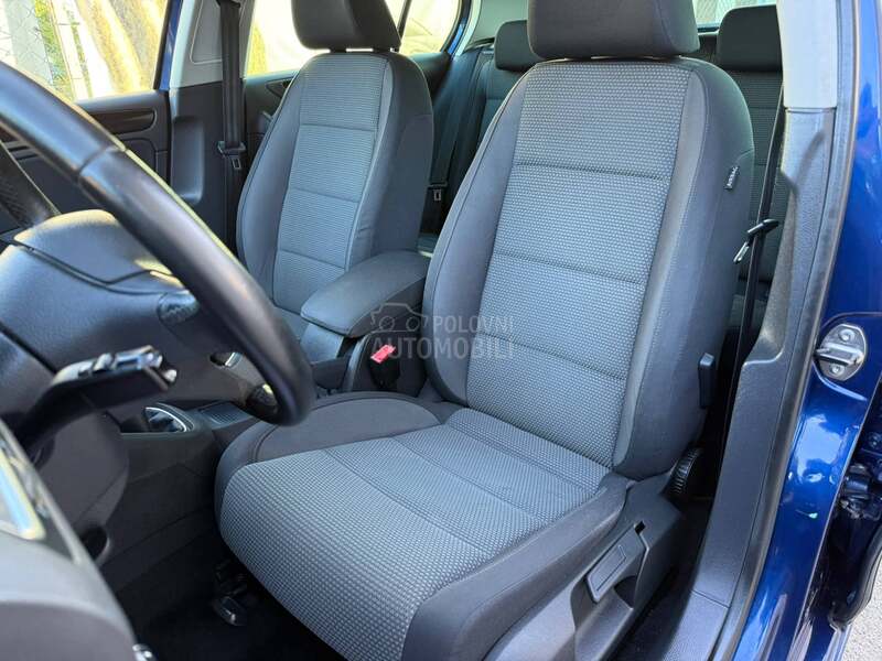 Volkswagen Golf 6 1.6TDI ORIGINAL K M