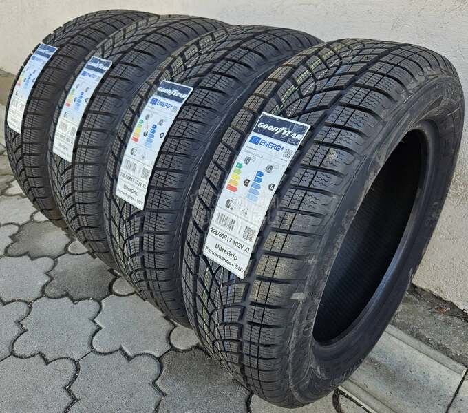 Goodyear 225/60 R17 Zimska