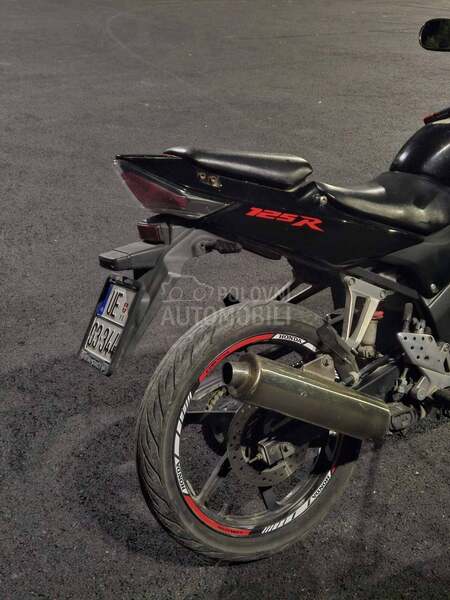 Honda cbr 125r