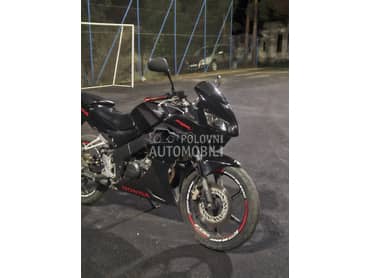 Honda cbr 125r