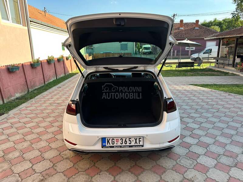 Volkswagen Golf 7 Highline Pano