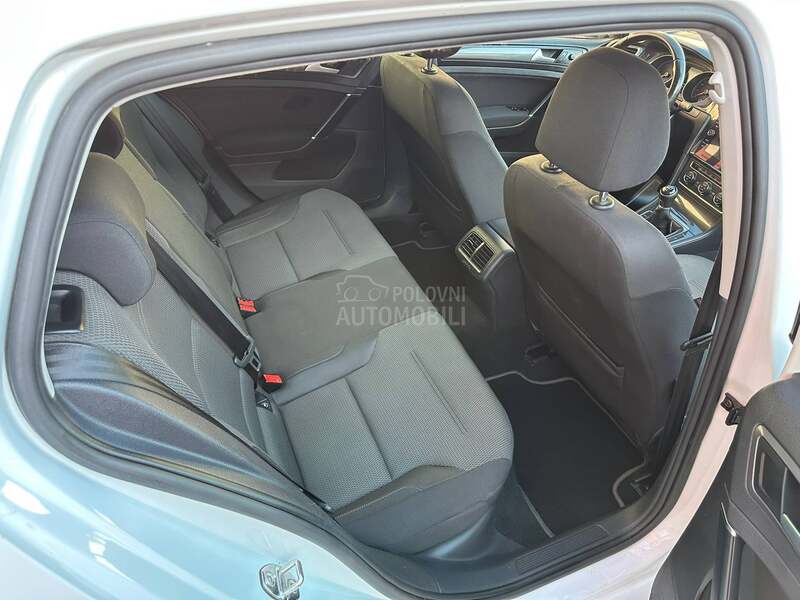 Volkswagen Golf 7 Highline Pano