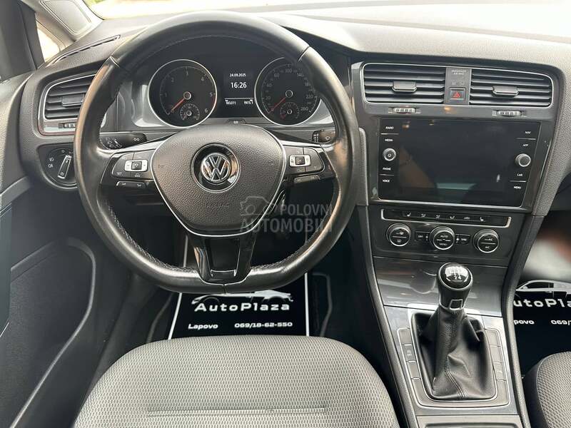 Volkswagen Golf 7 Highline Pano