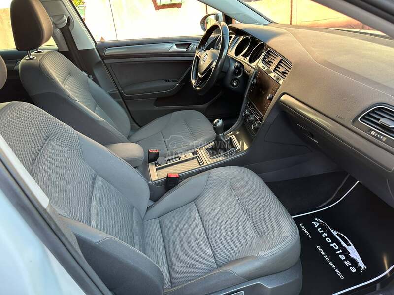 Volkswagen Golf 7 Highline Pano