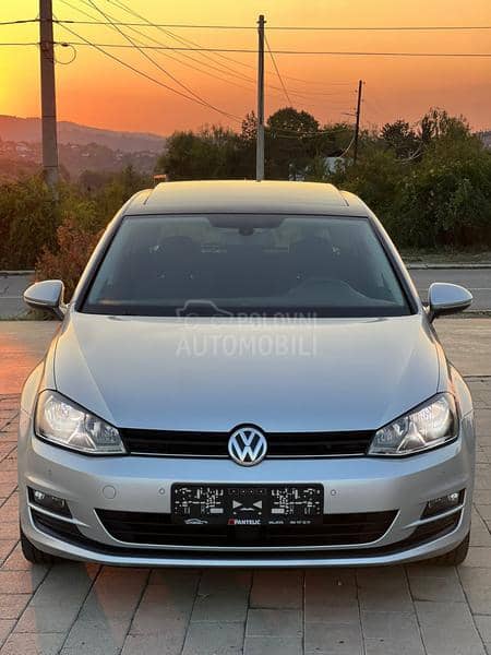 Volkswagen Golf 7 1.6TDI /CUP Edt/Pano Volkswagen Golf 7 1.6TDI /CUP Edt/Pano