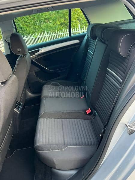 Volkswagen Golf 7 1.6TDI /CUP Edt/Pano Volkswagen Golf 7 1.6TDI /CUP Edt/Pano