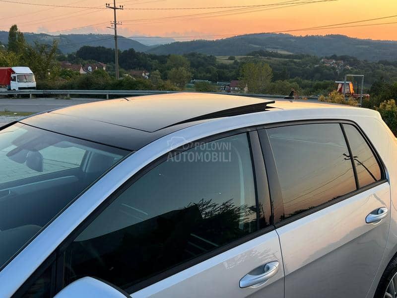 Volkswagen Golf 7 1.6TDI /CUP Edt/Pano Volkswagen Golf 7 1.6TDI /CUP Edt/Pano